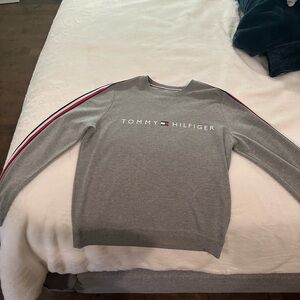 Tommy Hilfiger Gray Crewneck Sweater with Red Accents